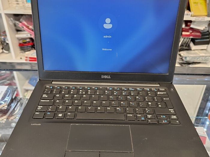 Dell Latitude 7280 i5-7200U 16GB 512GB SSD  Windows 11 Pro 12.5"