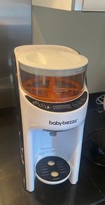 Baby Brezza - Baby Formula Maker