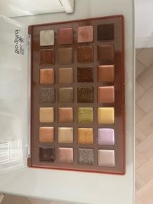 makeup eyeshadow glitter palette