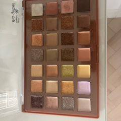 makeup eyeshadow glitter palette