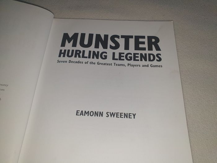 Munster Hurling Legends Gaa Book