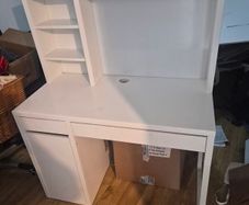 conputer desk