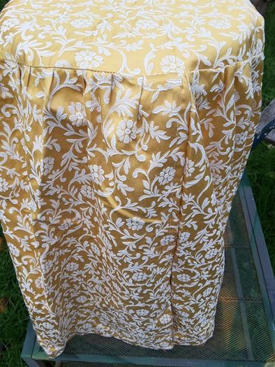 Table Skirt