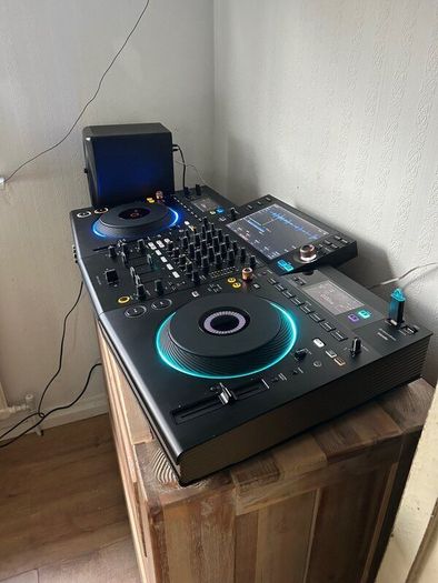 Reduced Reduced Opus Quad And Flight Case