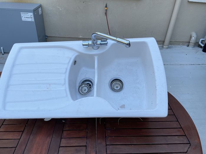 Belfast kitchen sink