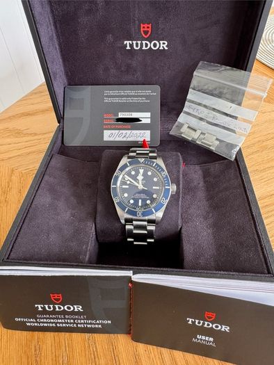 Tudor Black Bay 58 - bracelet, rubber and NATO