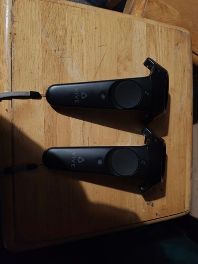 Vive controllers