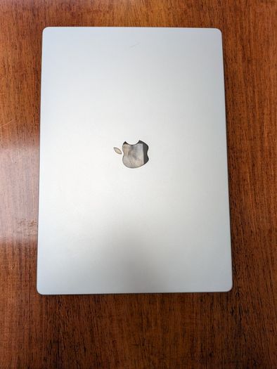 MacBook Pro 16-inch - 64gb - M1 Max with 10-core CPU and 32-core GPU