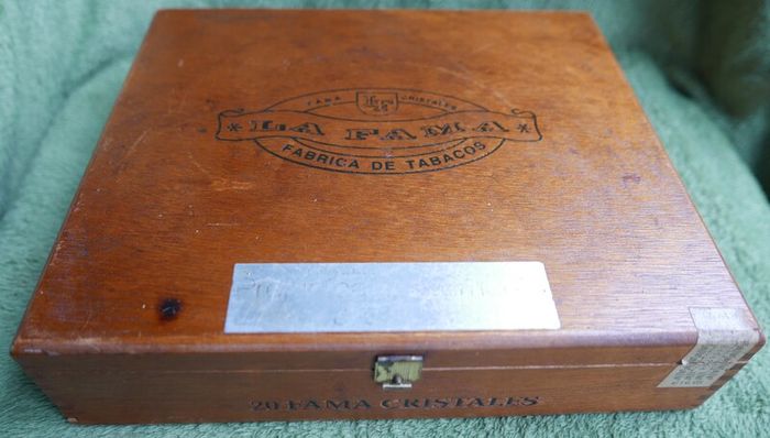 Vintage  La Fama Cigar Box, LF Cigar Box, Wooden Box, Vintage Cigar Box.