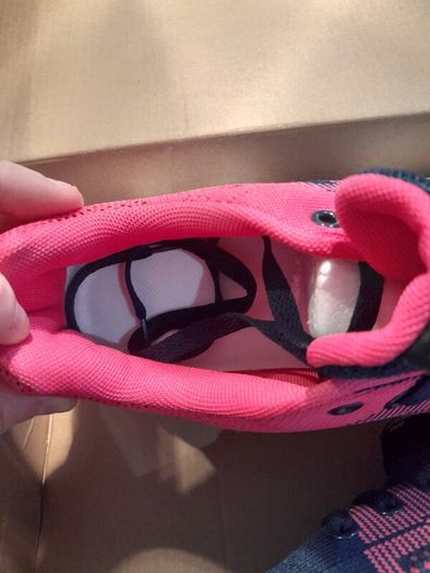 Navy and pink size 41 runners from caitlin dublin
