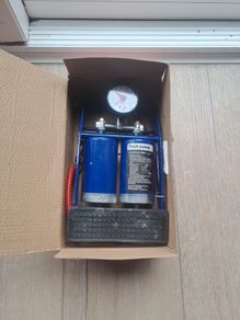 Foot pump twin cylinder