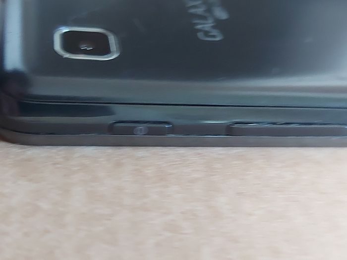 Samsung Galaxy S mobile phone, Model YP-GS1, in excellent condition