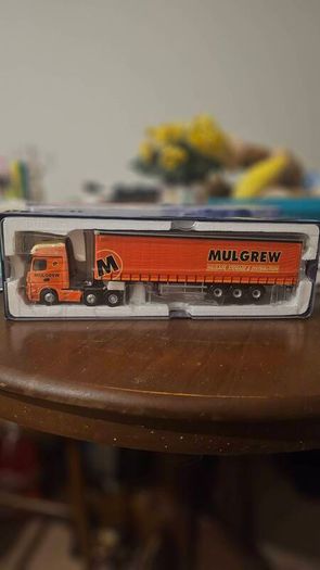 Corgi CC15806 Mulgrew Haulage Mercedes-Benz Actros (MP4)
