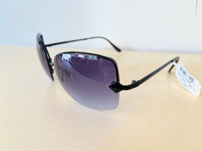 Tahari Sunglasses