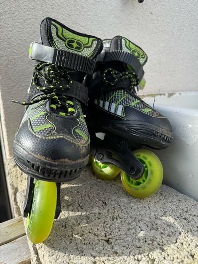 Kids No Fear rollerblades