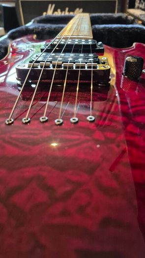 Schecter Extreme Omen6  guitar immaculate