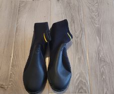 neoprene water boots size uk 7