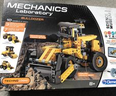 Mechanics bulldozer