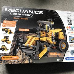Mechanics bulldozer