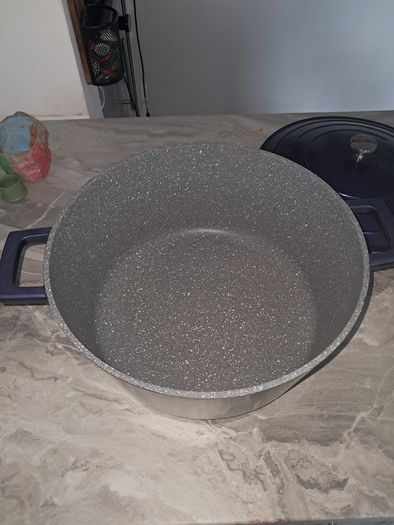 MasterClass blue casserole dish