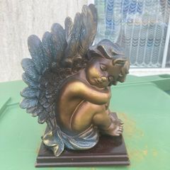 Angel statue free postage