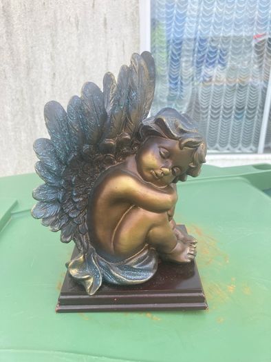 Angel statue free postage