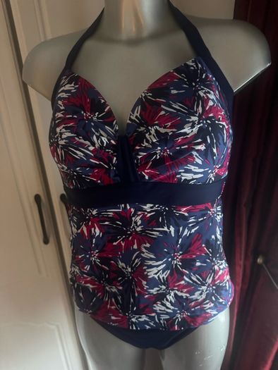 BNWT Zoggs Swim Shapes Flatter Enhance Support Tankini set size UK12 cup UK34F EU75F Postage included
