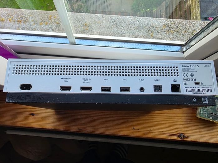 Xbox One S