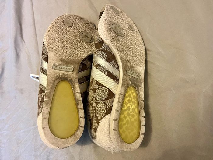 Coach Katelyn Q300 Trainer UK4.5 US6.5M white/beige suede