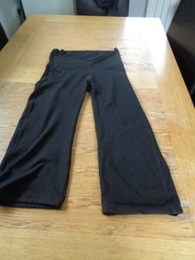 H&M Ladies Sports 3/4 Length Pants for sale