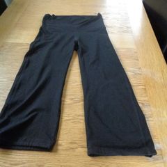 H&M Ladies Sports 3/4 Length Pants for sale