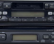 Toyota 58408 Corolla E11 LandCruiser & Others Single DIN RDS Radio Cassette Player