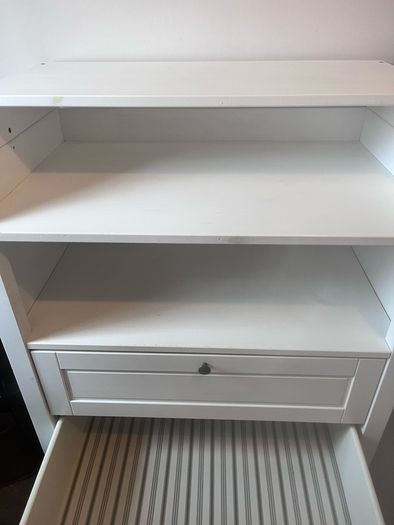 Changing Table & Chest of Drawers