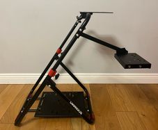 racing wheel stand