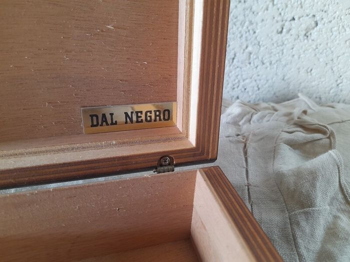 Dal Negro Burl Walnut Cigar Humidor