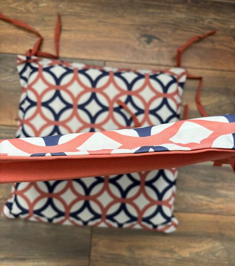 2 Pillow Chair Pad