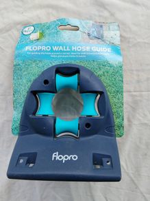 FloPro Wall Hose Guide