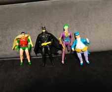 1989 Batman Joker Robin penguin action figures Toybiz