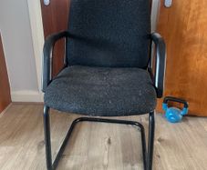 Desk chair