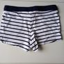 Girls shorts Image 4