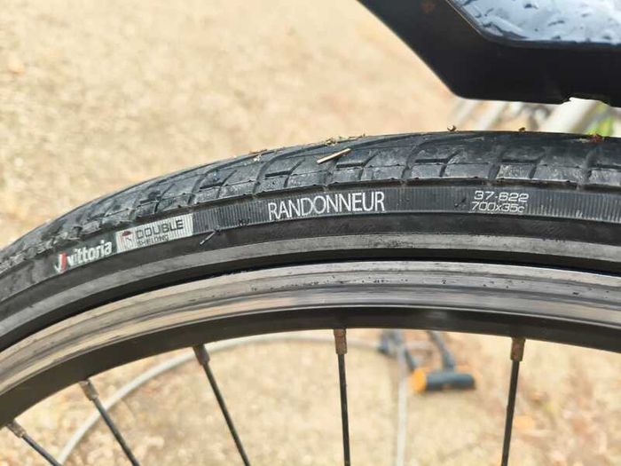 Tuscan Planet Hybrid Bike | Shimano Gears | 700C | Ready to Ride
