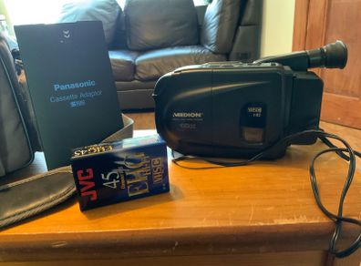 Medion 10X video camera recorder