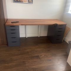 desk
