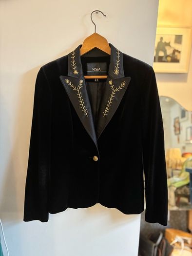 Hand embroidered Nissa black velvet blazer