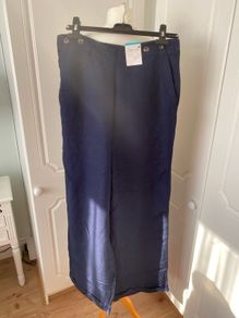 BNWT Beautiful Linen Trousers size 14