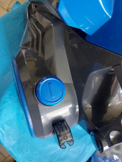 Morphy Richards Perform Air Vacuum Cleaner, Model No. 980520, 750W, AAARATED, in excellent condition, great suction