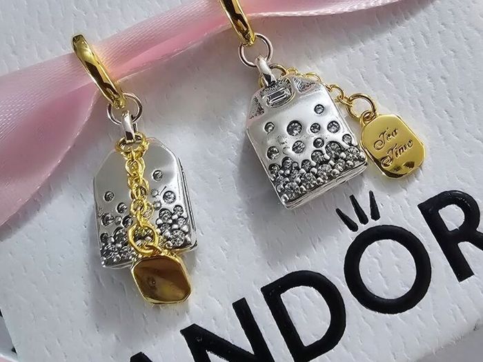 Pandora Bridgerton Tea Bag Dangle Charm