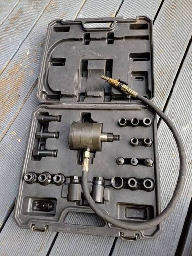 TM US Tools Pneumatic Injector Puller Set