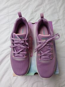 Skechers