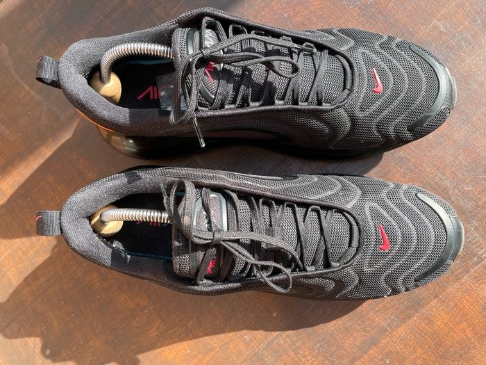 Nike Air Max 720 size 11